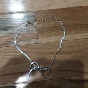 Silver Bow choker